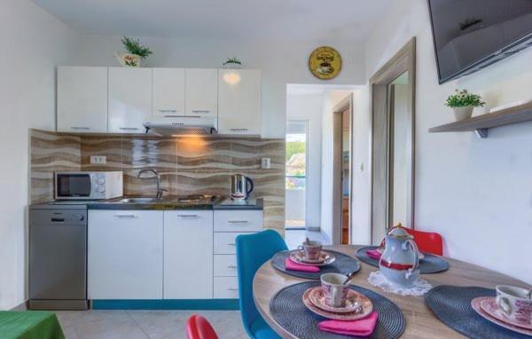 Holiday Home Perunika Zezevica Kültér fotó