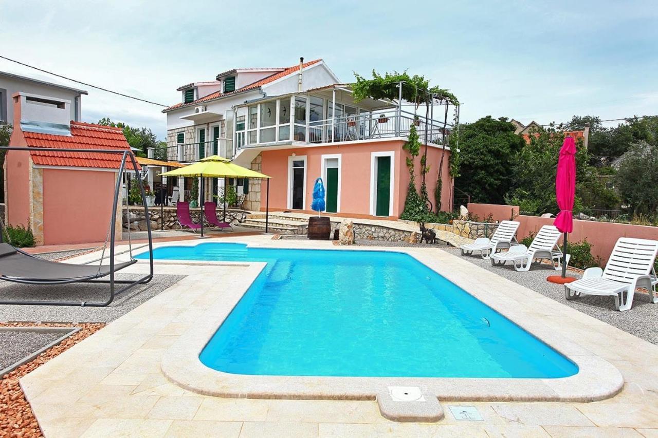 Holiday Home Perunika Zezevica Kültér fotó